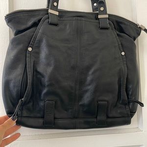 Perlina New York Black leather handbag